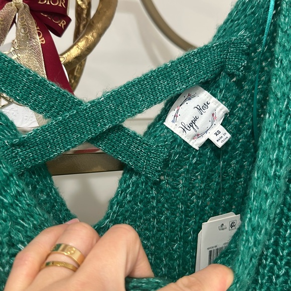 Green knitted sweater - Picture 2 of 7